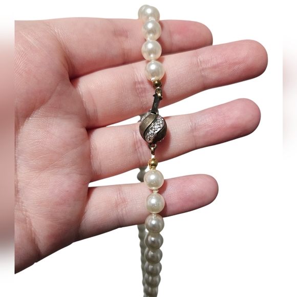 ☀️Faux Pearl Necklace - Picture 3 of 3